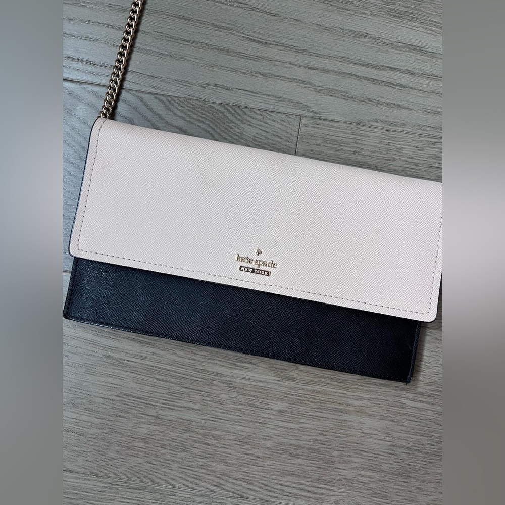 Kate Spade Crossbody Wristlet Bag - excellent condition